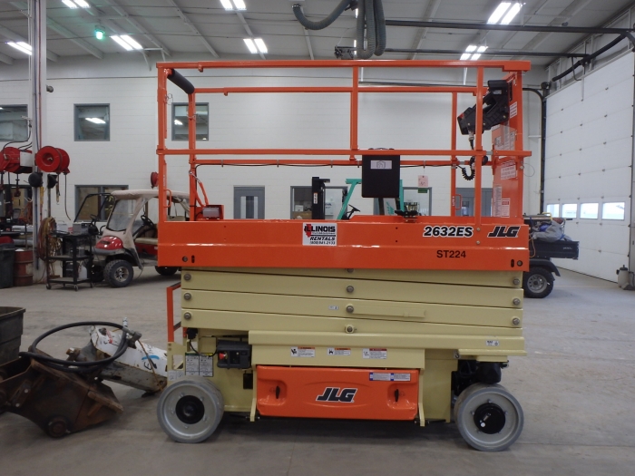 USED JLG Aerial Lift 2632ES Scissor Lift