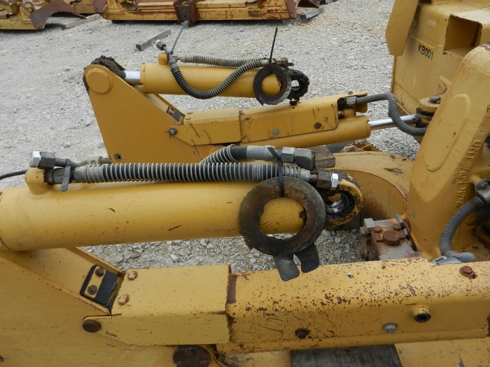 USED Cat Attachments D6K LGP 6-Way Dozer Blade Assembly